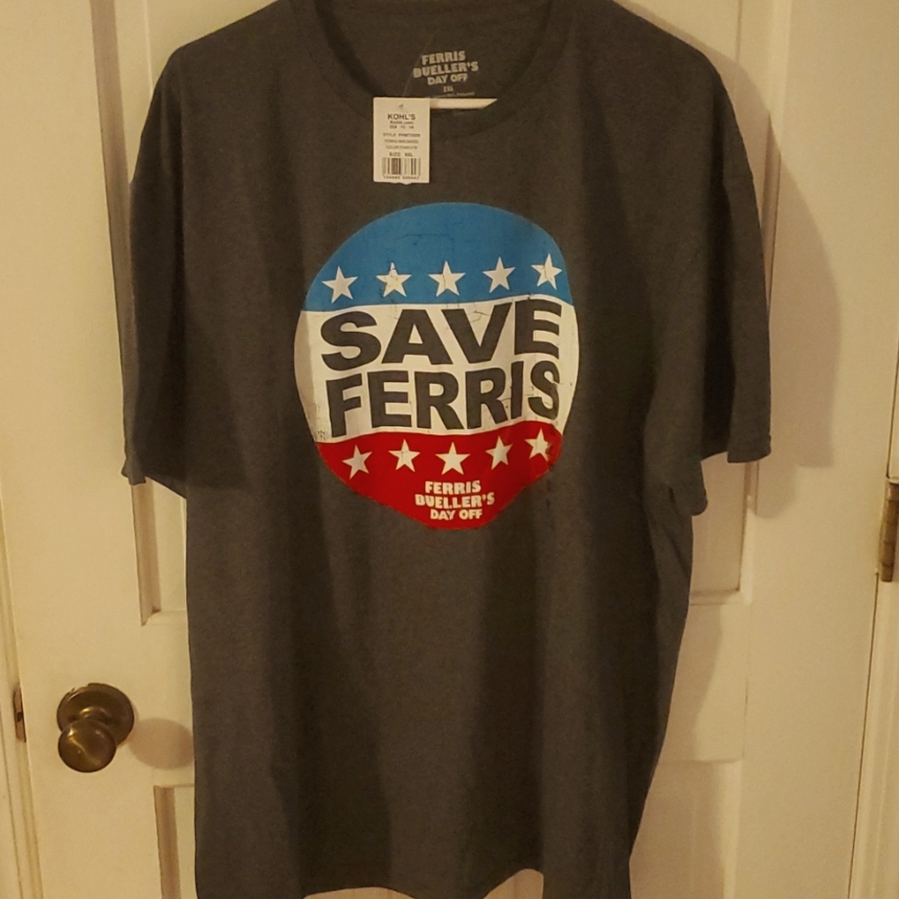 T-shirt with distressed logo